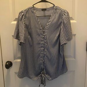 Ann taylor gingham print button down with tie